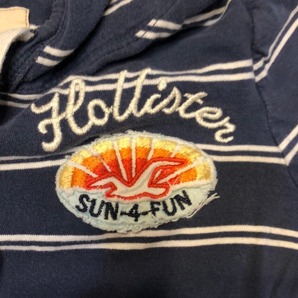 Hollister, S, hooded T-shirt - Picture 2 of 4